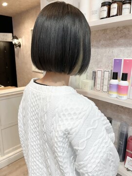 キャアリー(Caary) 福山市美容室Caaryミニボブインナーカラー髪質改善ストレート