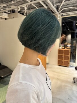 エルム 原宿 表参道(yelm) ミニボブ/ターコイズグリーン