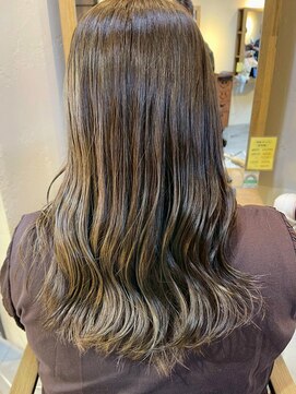 ヘアリゾート粋 ウナム 新宿東口店(enam) オリーブブラウン/レイヤーロング