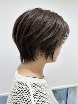 ナンバーヘア(number hair)の写真/特殊施術で白髪をオシャレに変えます☆デザイン性の高いカラー技術で大人女性ならではのお悩みを解消！