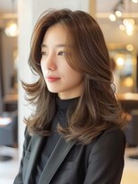 ノラキチジョウジ(NORA KICHIJOJI)&nbsp;透明感ブラウン外国人風くびれミディアムレイヤーカット