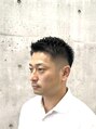 エープラス(A+) 大人のビジネスショートヘアーです。