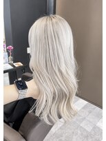 リオリス ヘア サロン(Rioris hair salon) ホワイトベージュ/ハイトーン/ロング