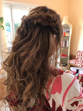 ヘアー リゾート クリップ(CLip) ハーフアップ