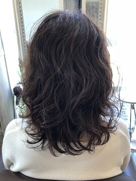 ハグエヴェック(HUG AVEC) ふわふわ春パーマ