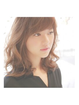 ネオス(neos) ［neos Hair Design]