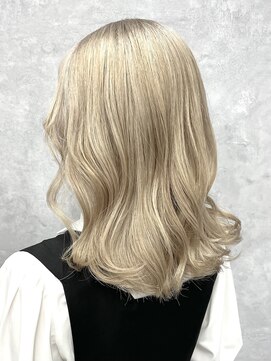 ラックスビー オオサカ  梅田茶屋町店(LUXBE OSAKA) 抜きっぱなしブロンド