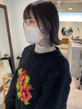 ロカ(roka) イヤリングカラー/外ハネボブ