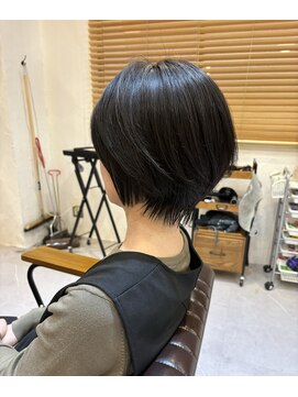 チリンバイロストシティー(Chillin by LOSTCITY) ショートボブショートカット