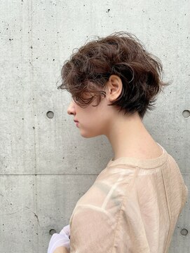 ピークアブー アヴェダ アトレ恵比寿(PEEK-A-BOO AVEDA) ウェービーショートボブ