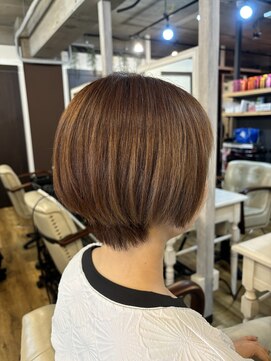 ラシクベル(Lashiku Belle) ショートボブ