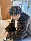 10代、20代のメンズに大人気メッシュ、ツイストスパイラルパーマ