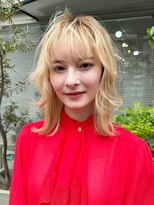 ロライマ 中目黒(roraima)&nbsp;ハイブリーチ/ゴールドベージュカラー/ミディアムレイヤー