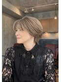 小顔似合わせ★白髪を楽しむ立体ショートヘア
