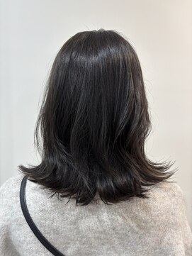 イフプロデュースドバイアミカ(iF produced by Amica) ミディアムボブ