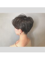 シーン バイ ラッド(SCENE by RAD)&nbsp;SCENE by RAD 刈り上げショート　担当　富田