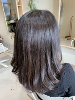 リト(Lit)&nbsp;【大人可愛い】ロブヘア つや髪ストレート ノンジアミンカラー
