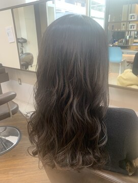 アプシー 三田駅前店(Apsee) ☆オリーブグレージ☆