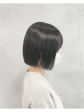 ハルキ ミナト ジャパン オオサカ(HARUKI MINATO japan OSAKA) ぱつっとボブ 20代30代40代ヘア 小顔 大阪ボブ 梅田
