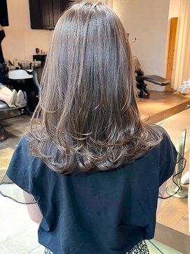 ソピ 名古屋名駅(sopi by invitation) "NARUOKA"ミディアムレイヤー/アッシュオリーブ/ミントアッシュ