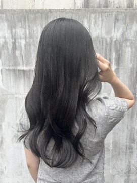 ルーリールー(Rulyru) 【京都・烏丸】 赤味を抑えた暗髪グレージュ 【ルーリールー】