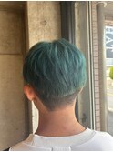 10代20代刈り上げマッシュスタイルグリーンエメラルドカラー