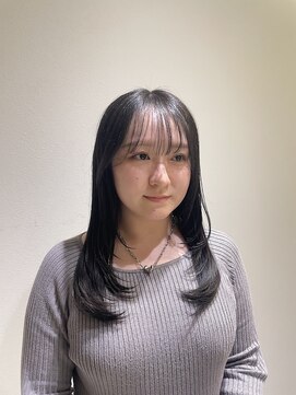 サラ ビューティー サイト 古賀店(SARA Beauty Sight) 透明感カラー/ブルーブラック/レイヤーカット/髪質改善/艶髪