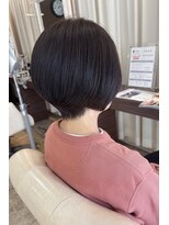 ヘアデザインスペース イチエ(hair design space i chi e) アッシュ系カラーでつくるクールな印象が◎前下がりボブスタイル