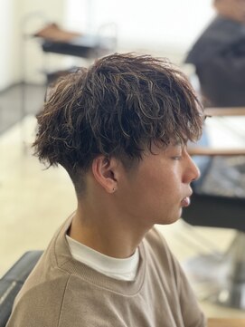 リリス(Lilith) ツイストスパイラルパーマ.N