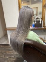 フリーク 石岡店(FREAK)&nbsp;全頭ブリーチ【シルバー系】