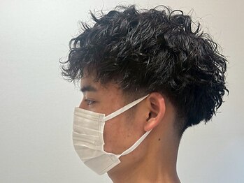 エムタニグチオーブ(M.TANIGUCHI o.r.b)の写真/ON/OFFおしゃれにキマるstyle!ビジネスマンから学生まで!絶妙なカット技で、清潔感ある旬のモテヘアへ☆