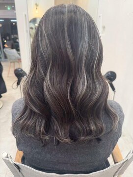 ロミー 本厚木(ROMMY.) 20代30代40代50代◎細めハイライト◎白髪ぼかしロング◎