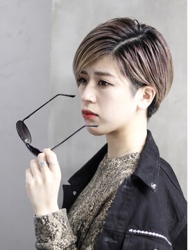 キラキラ(KIRAKIRA) 大人カッコイイ ハンサム ショート