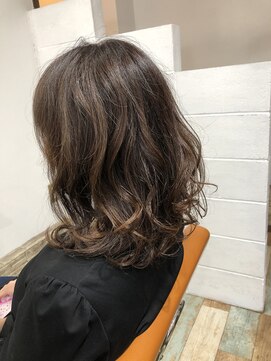 ライフヘアー(Life Hair) ミディアムパーマ