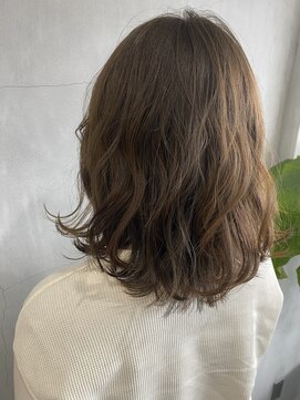 ティティ(TiTi) ニュアンスカール マットブラウンカラー[TiTi_福田りの]