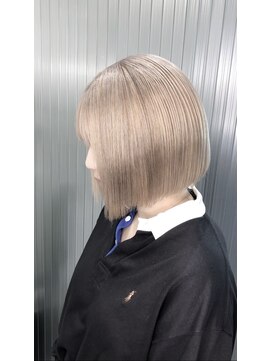 ループ(LOOP) bobとブロンド