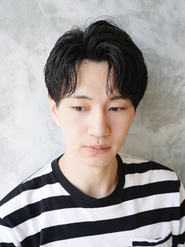 アルファ 新宿(alpha) フェザーパーマ/刈り上げセンターパート/サーフカール[新宿]