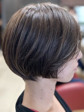 ヘアークリアー せんげん台 大人可愛い20代30代40代 小顔丸みショート ひし形 小顔効果◎