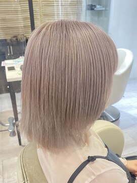 サロンドジョー(salon de joe) ケアブリーチダブルカラーインナーカラーショートボブレイヤー