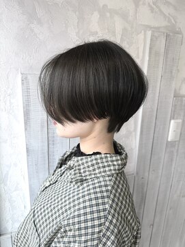 カカフロントオブザミラー(KaKa front of the mirror) ハンサムショート
