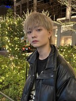 クリスマスデートに映えるホワイトベージュ
