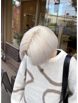 モアムー(Moremuu) ［かの］ホワイトシルバー