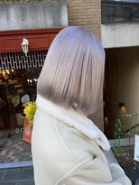 ミル 心斎橋(MIL) シルキーグレージュ×ホワイトラベンダー/毛先ルーツ/心斎橋