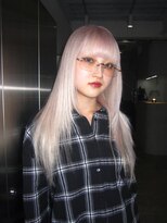 イル 天神大名店(ill) ホワイトブロンド