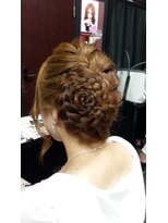 ヘアメイク ベティ(hair make Betty) 編み込みフラワースタイル