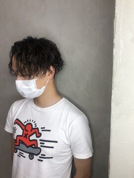 モノ アンド イニ(Mono & inni) センターパート