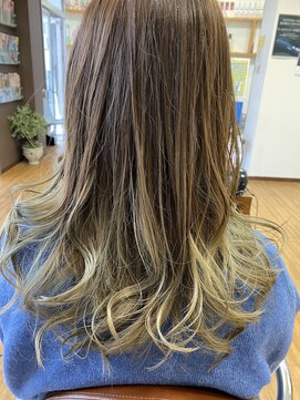 フフ 味鋺店(FuFu) 【FuFu】バレイヤージュ×ミルクティーベージュ