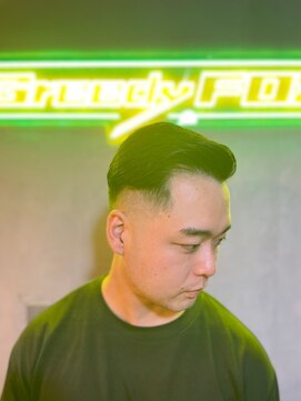 グリーディーフォックス 代々木(Greedy FOX) 韓国マッシュ/センタ-パ-ト/ツイストスパイラル/スキンフェード