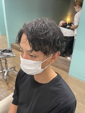 リーホリエ(Lee Horie) 波巻きパーマ