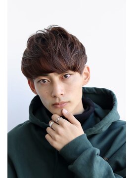 ディーエックス スリー(Dxxxx III) 王道束感マッシュ